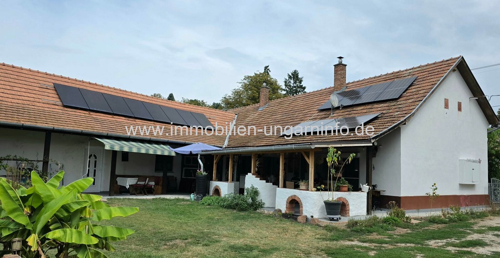 Einfamilienhaus mit 3 Apartments und Swimmingpool in Nikla zu verkaufen Einfamilienhaus mit 3 Apartments und Swimmingpool in Nikla zu verkaufen